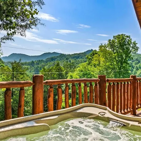 View Location 2 Fireplaces Hot Tub Honeymoon